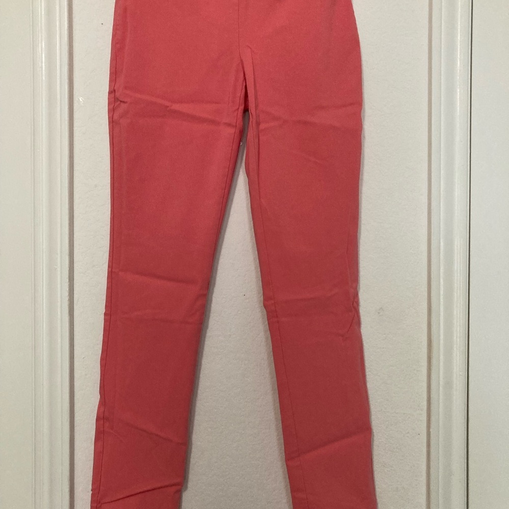 Van Heusen slacks skinny size 0. Stretch Extensible
